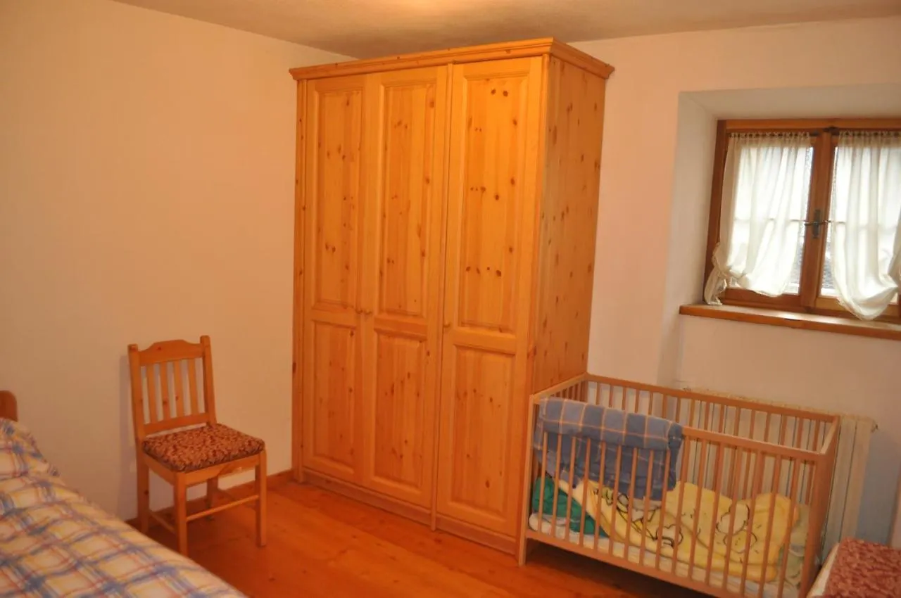 La Casa Di Nicky - San Vito Di Cadore 0*,